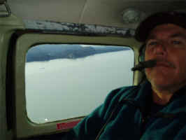 Ken Flight1.jpg (67212 bytes)
