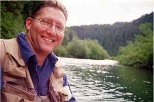 Float John Smile1.jpg (66885 bytes)